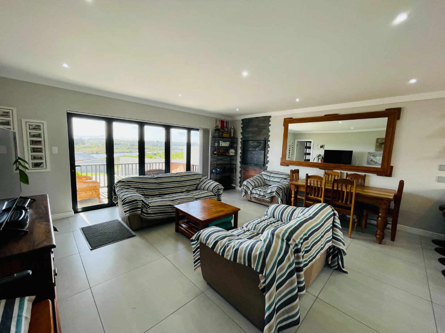 3 Bedroom Property for Sale in Hartenbos Heuwels Western Cape